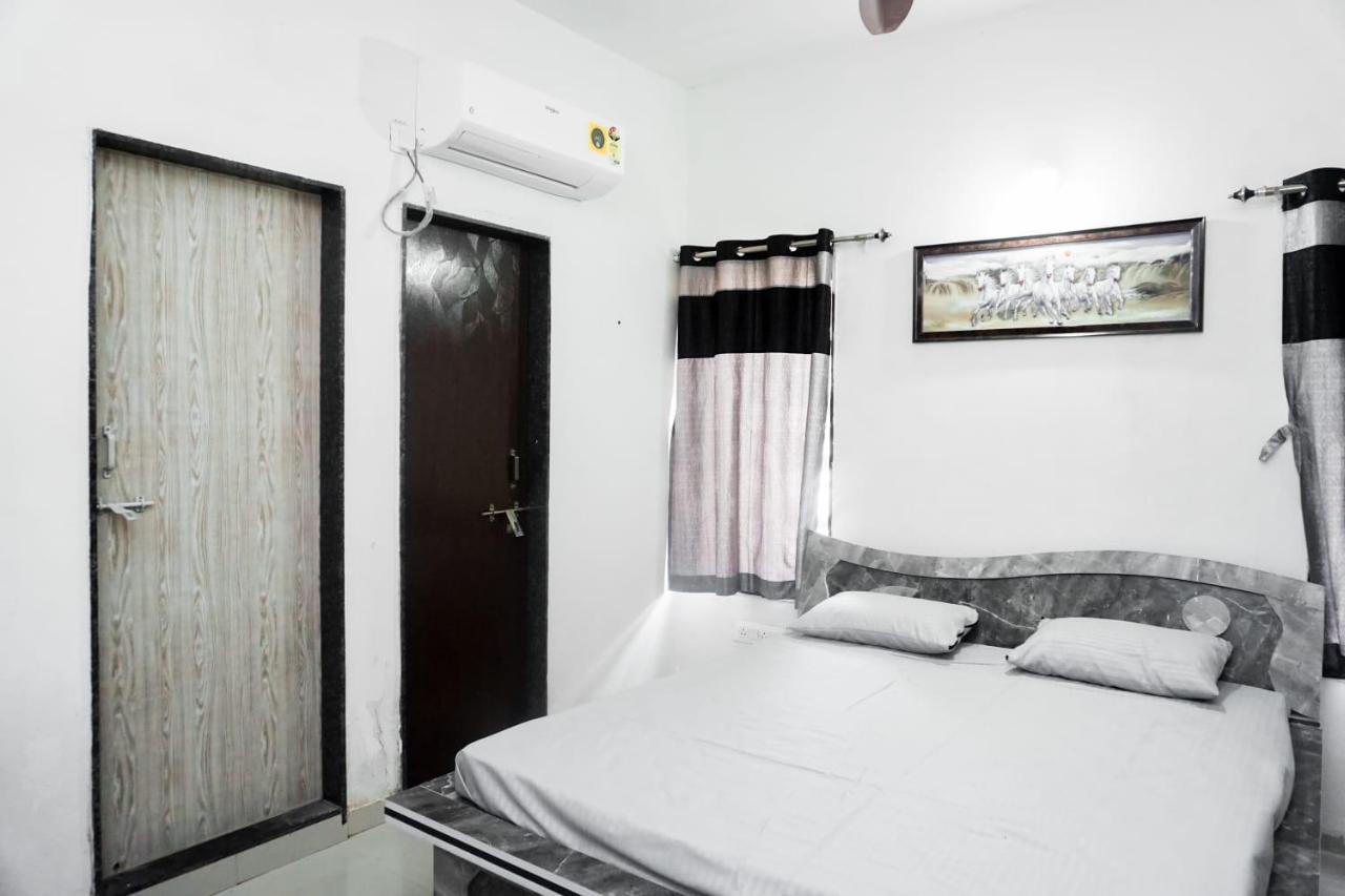 Mahadev Premium Homestay Garudeshwar Zewnętrze zdjęcie