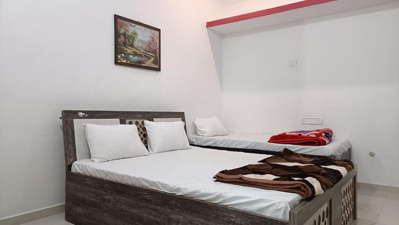 Mahadev Premium Homestay Garudeshwar Zewnętrze zdjęcie