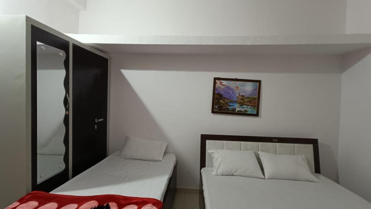 Mahadev Premium Homestay Garudeshwar Zewnętrze zdjęcie